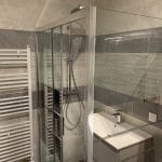 Salle de bain rénovée - rénovation complète d'une maison à Nice