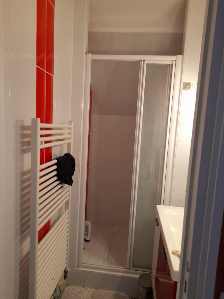 Nos astuces pour aménager une salle de bain moderne à Lille (59) - La  Maison Des Travaux