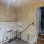 Rénovation d’une salle de bain à Riom (63) - démolition ancienne salle de bain