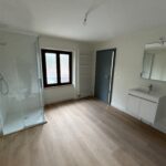 Transformation d’une maison en 2 logements à Neuwiller-lès-Saverne (67) - grande salle de bain second logement