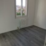 Rénovation de biens locatifs à Toulouse - Quartier Est (31) - chambre avec nouveau revêtement de sol parquet