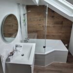 Rénovation salle de bain à Cholet par illiCO travaux : nouvel aménagement